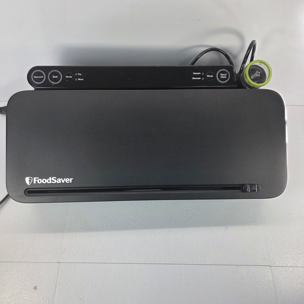 FoodSaver VS3120 Vacuum Sealer Machine Black with Handheld Sealer‎ 130W